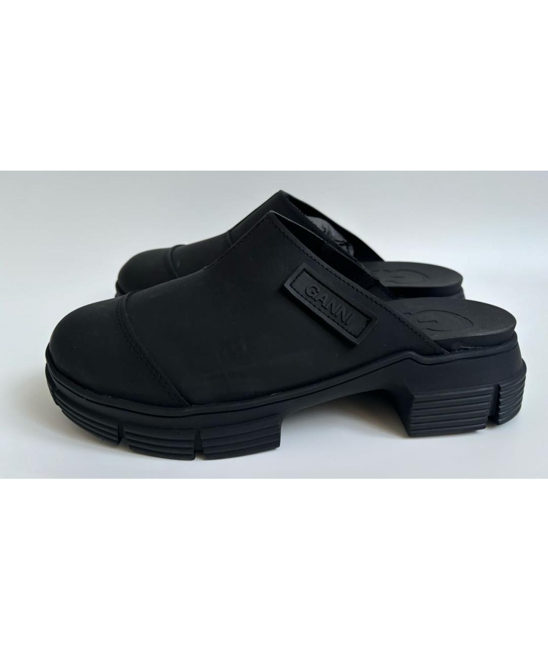 GANNI Черные резиновые сабо, фото 3