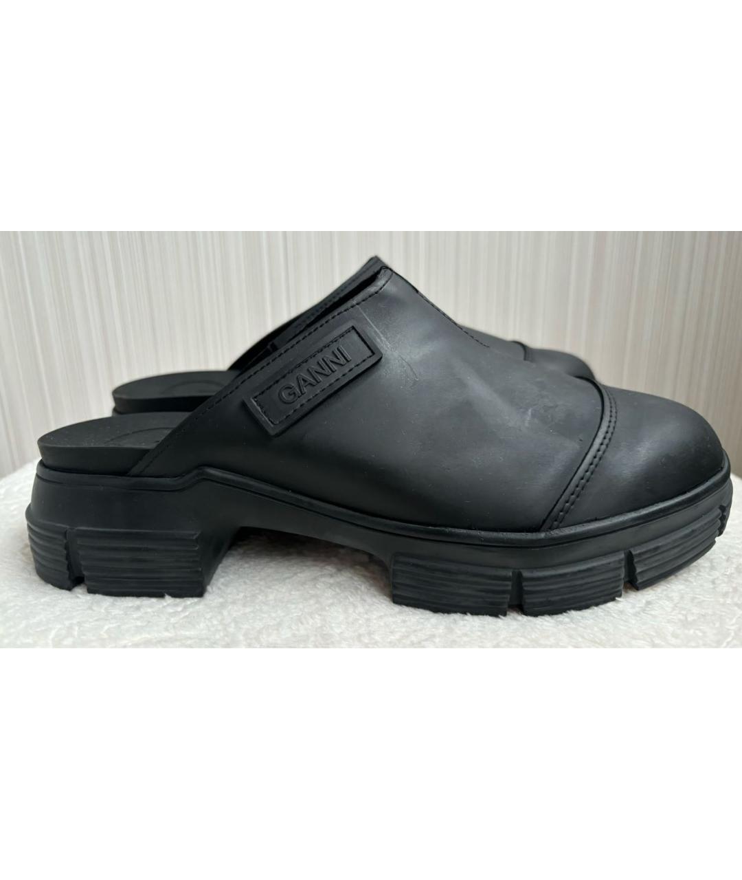 GANNI Черные резиновые сабо, фото 9
