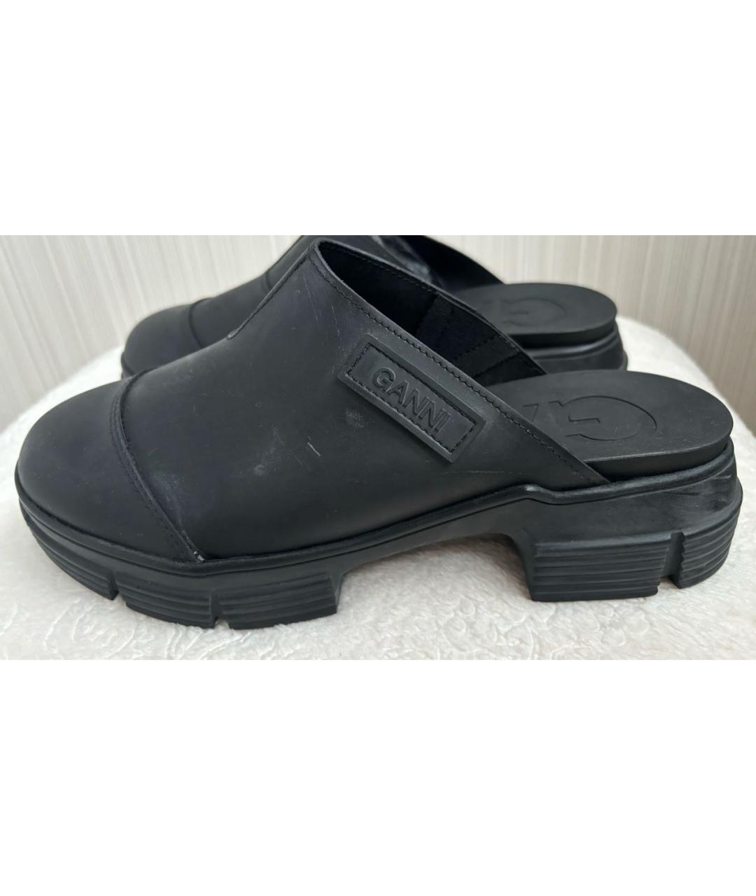 GANNI Черные резиновые сабо, фото 4