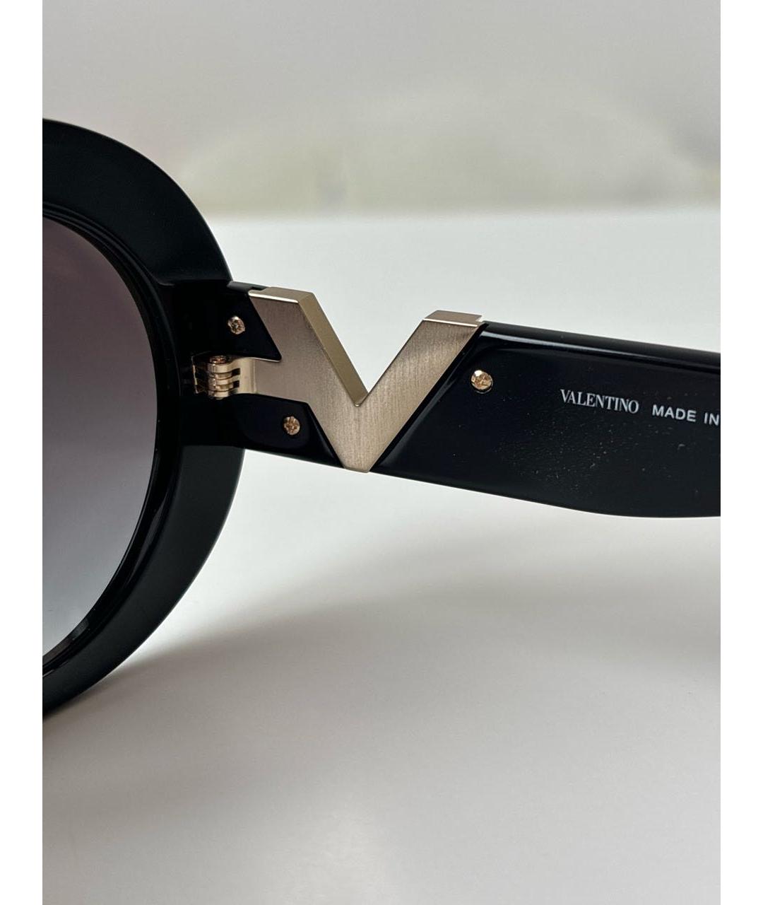 VALENTINO Черные пластиковые солнцезащитные очки, фото 6