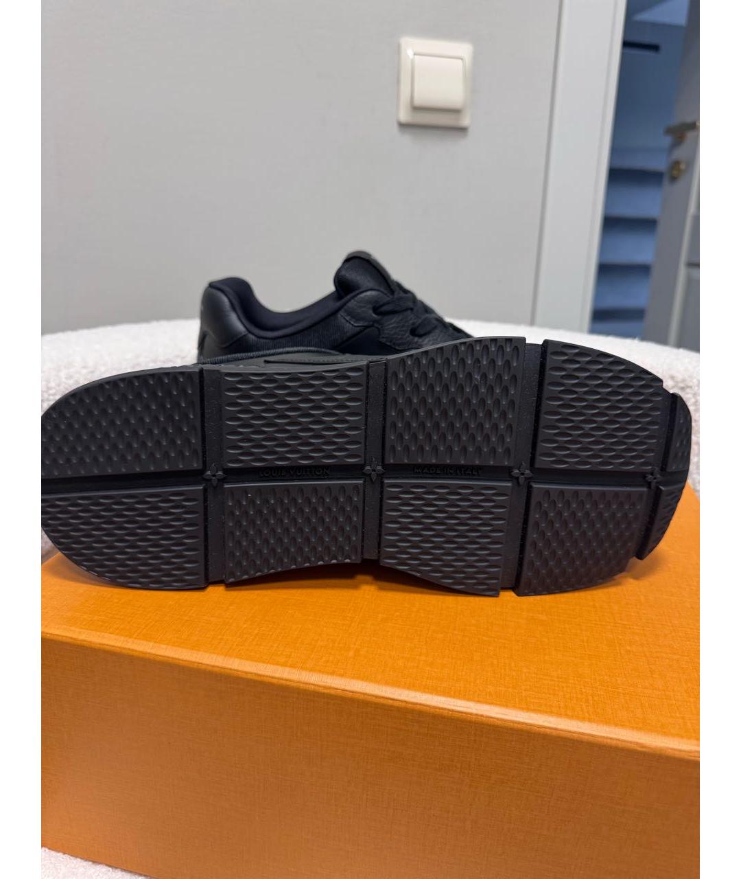 LOUIS VUITTON Черные кожаные низкие кроссовки / кеды, фото 6