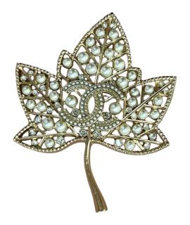 CHANEL Булавка / брошь