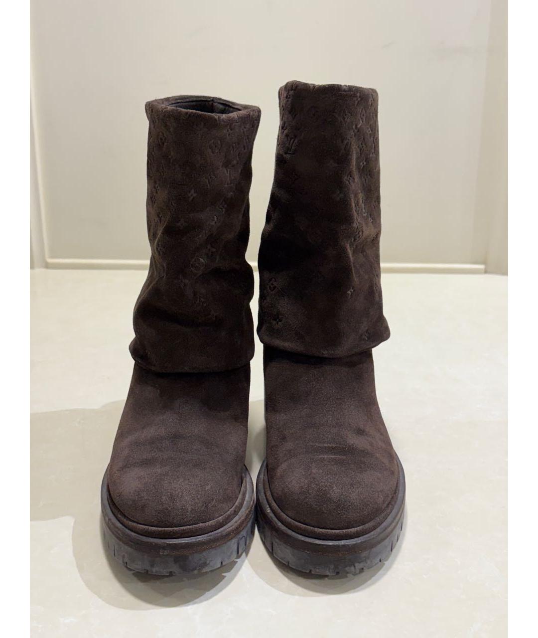 LOUIS VUITTON Коричневые замшевые полусапоги, фото 2