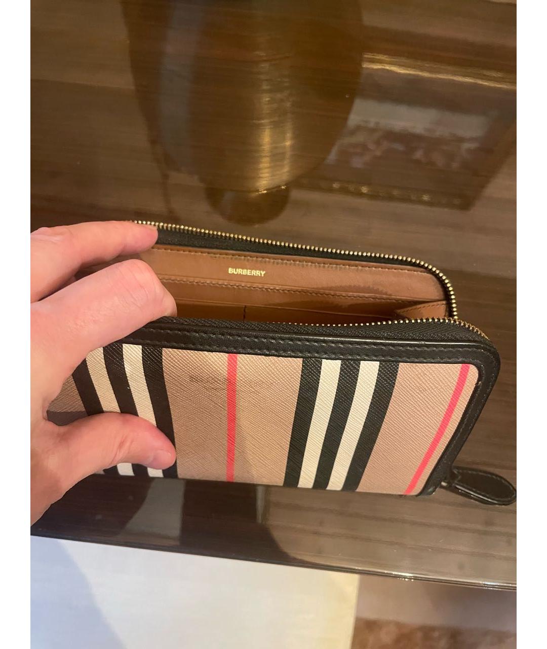 BURBERRY Бежевый кожаный кошелек, фото 3