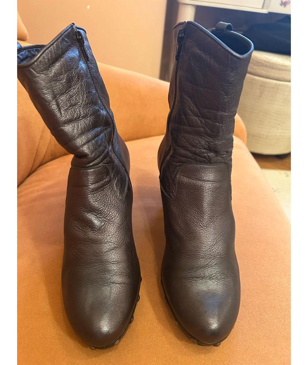 STUART WEITZMAN Серые кожаные ботильоны, фото 2