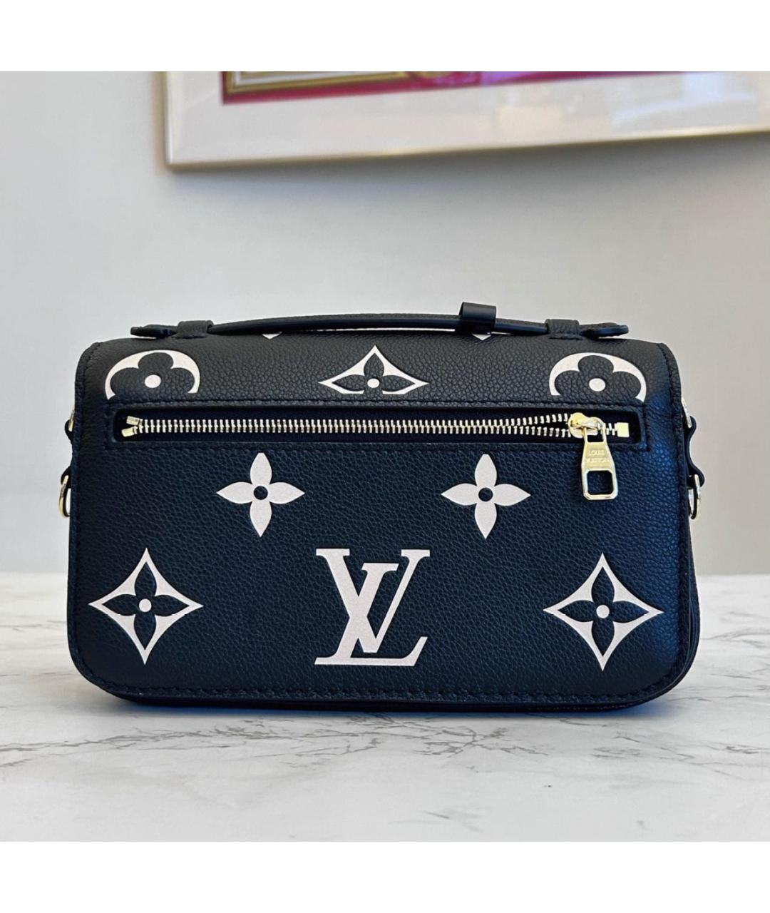 LOUIS VUITTON Черная кожаная сумка с короткими ручками, фото 3
