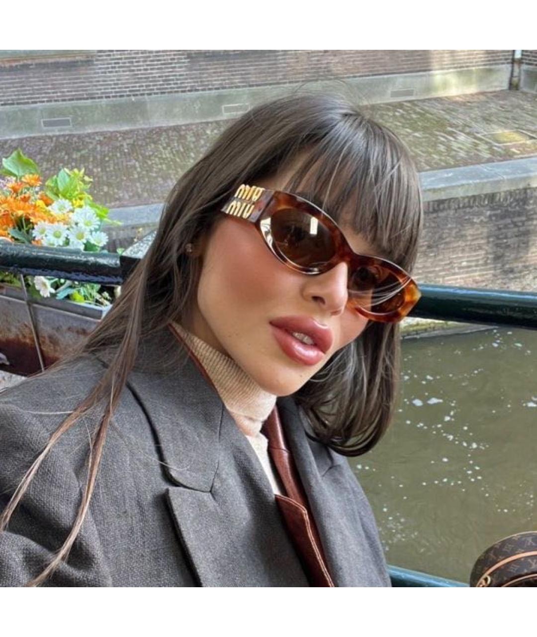 MIU MIU Коричневые пластиковые солнцезащитные очки, фото 5