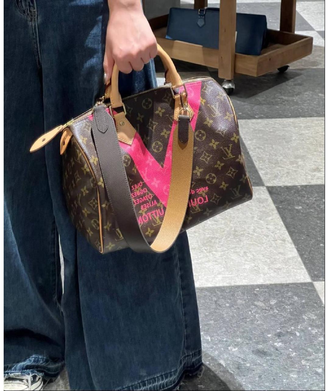 LOUIS VUITTON Коричневая сумка с короткими ручками, фото 8