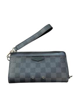 LOUIS VUITTON Кошелек