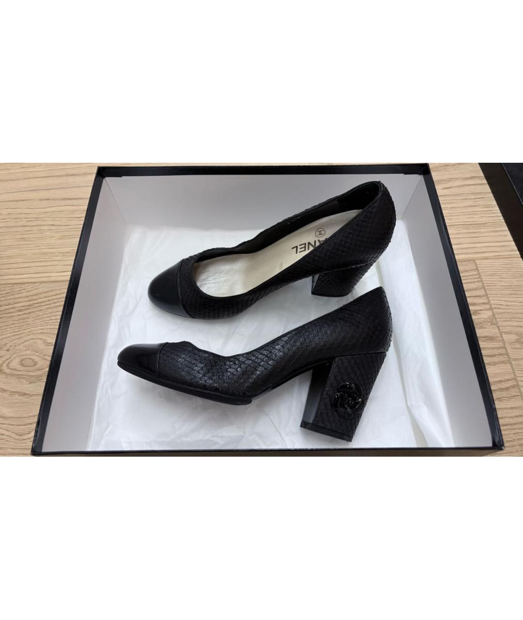 CHANEL Черные туфли из экзотической кожи, фото 7