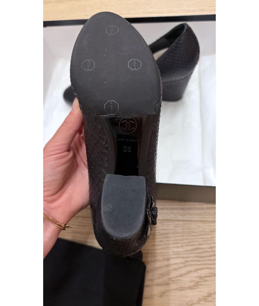 CHANEL Черные туфли из экзотической кожи, фото 4