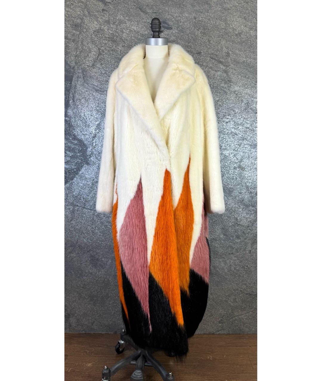 TOM FORD Белая меховая шуба, фото 9