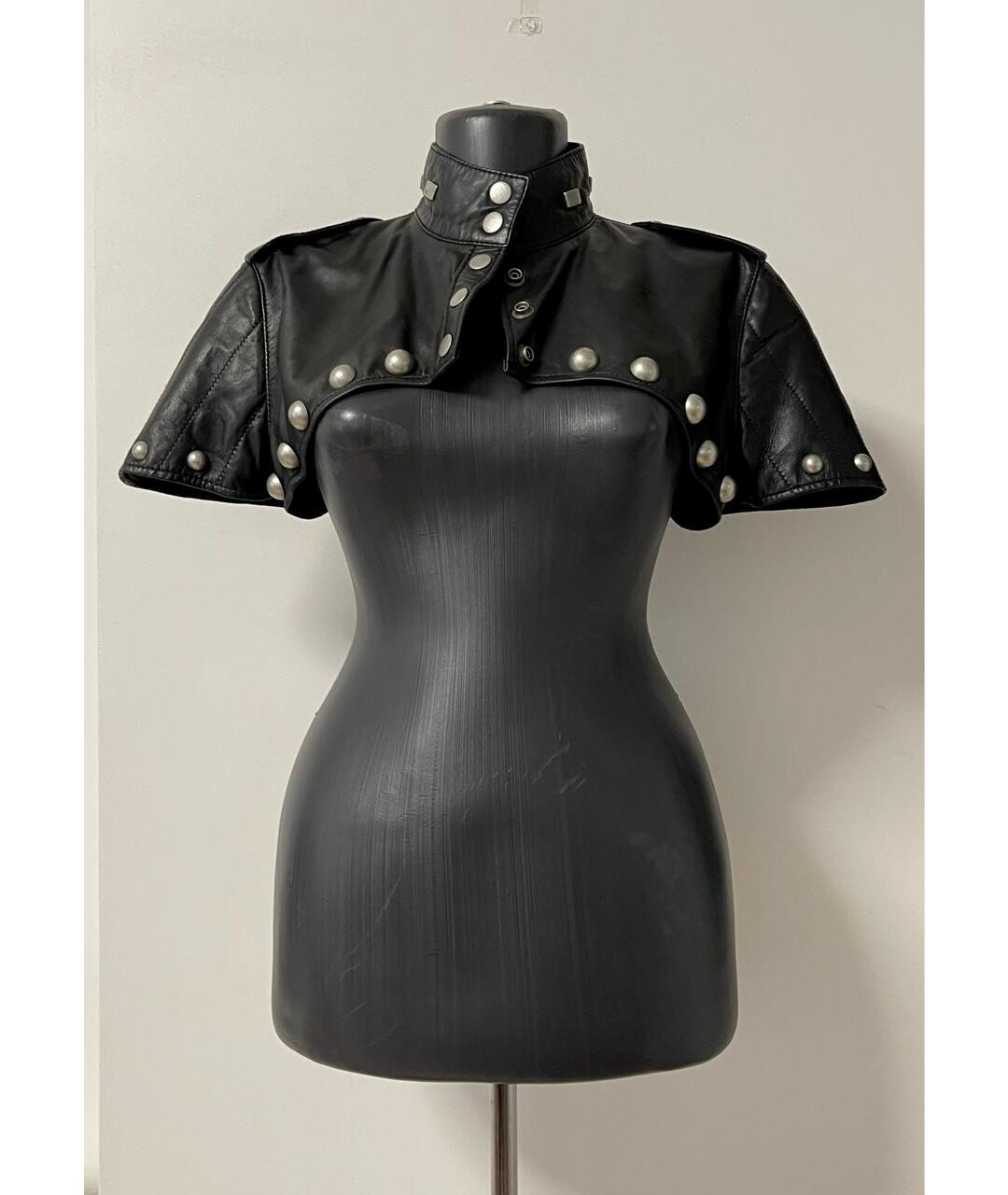 ALEXANDER MCQUEEN Черная кожаная куртка, фото 8