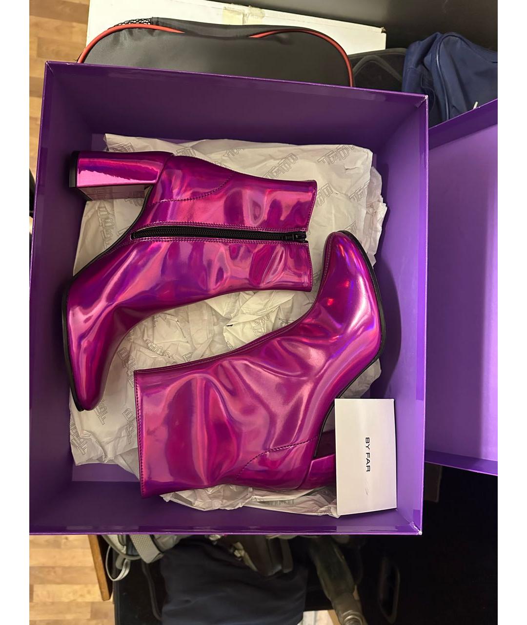 BY FAR Фуксия ботильоны, фото 4