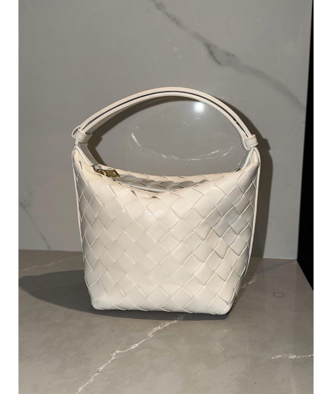 BOTTEGA VENETA Белая кожаная сумка с короткими ручками, фото 5