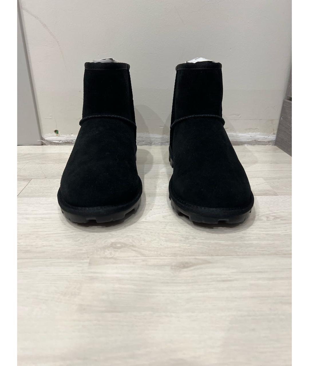 UGG AUSTRALIA Черные замшевые ботинки, фото 2