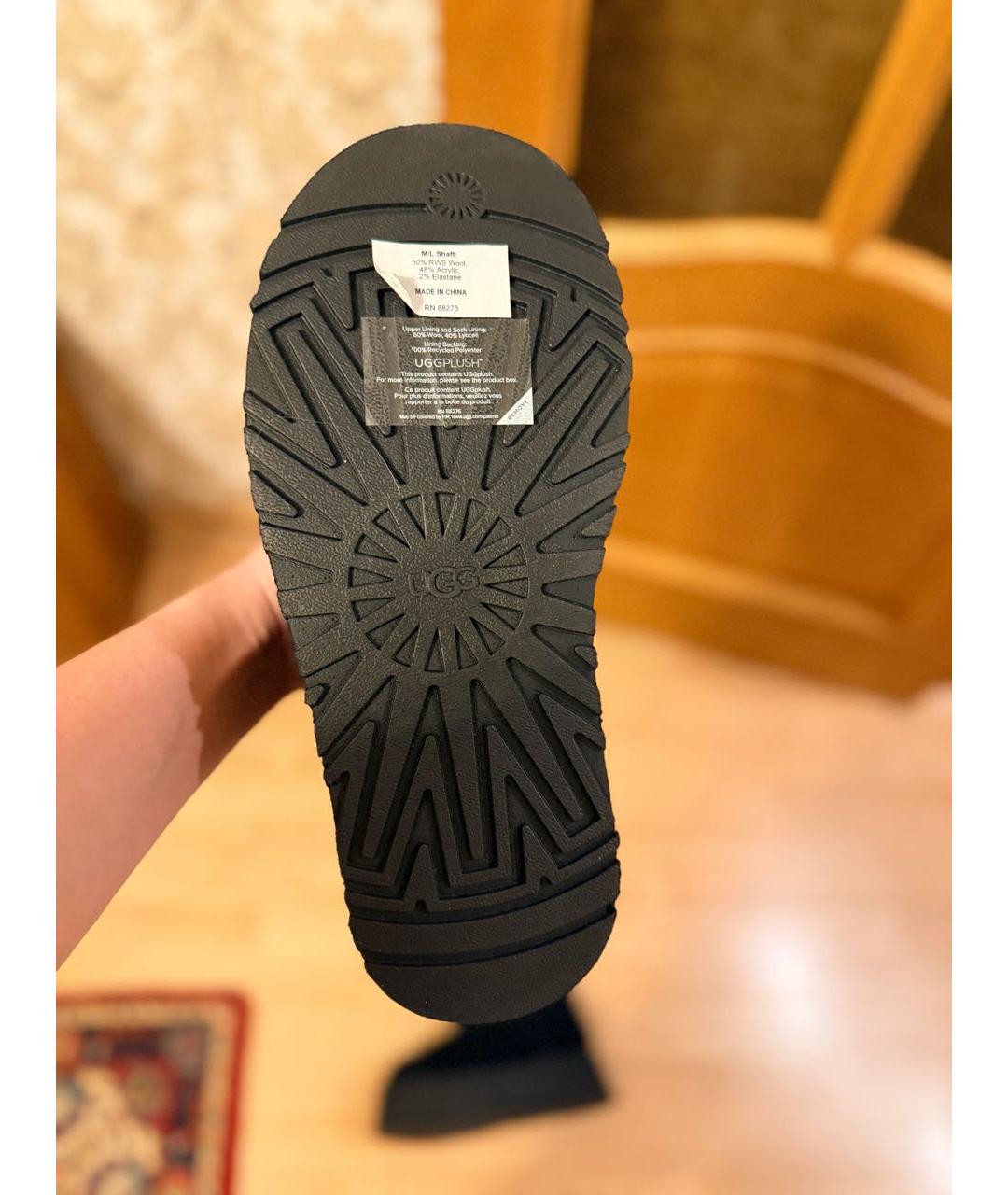 UGG AUSTRALIA Черные замшевые сапоги, фото 5
