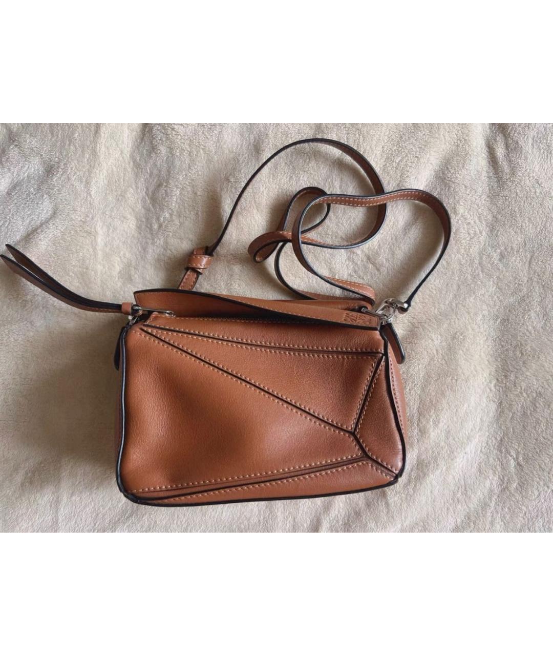 LOEWE Коричневая кожаная сумка с короткими ручками, фото 2