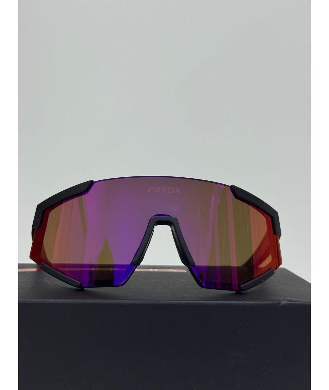 PRADA Черные пластиковые солнцезащитные очки, фото 5