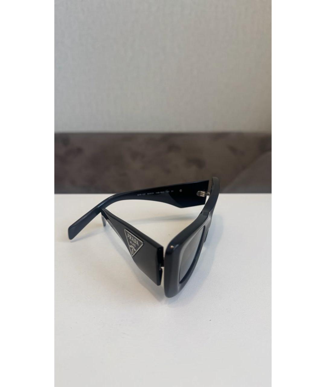 PRADA Черные пластиковые солнцезащитные очки, фото 2