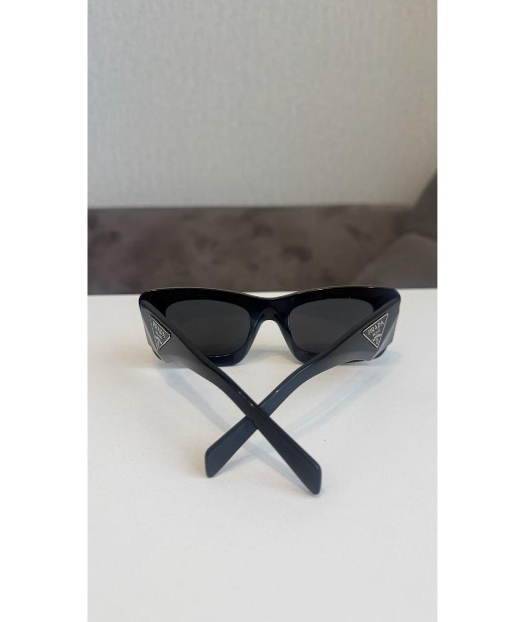 PRADA Черные пластиковые солнцезащитные очки, фото 3