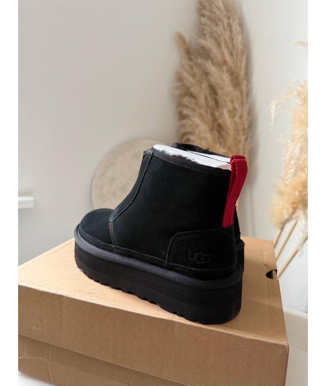 UGG AUSTRALIA Черные замшевые полусапоги, фото 4