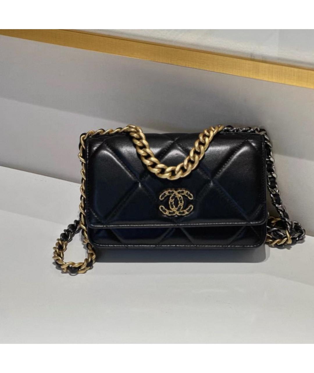 CHANEL Черная кожаная сумка через плечо, фото 2