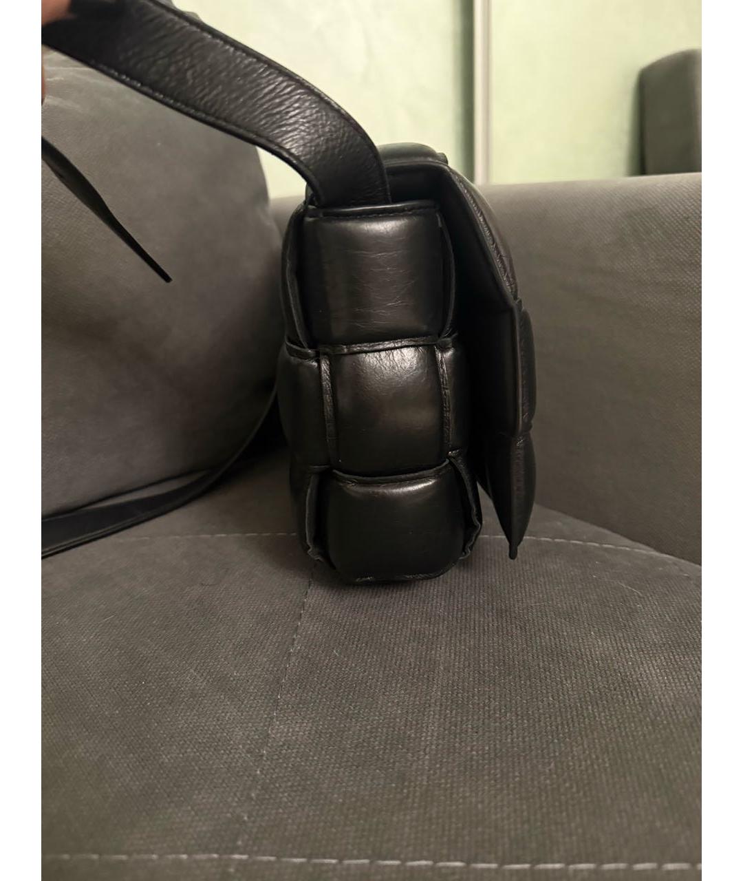 BOTTEGA VENETA Черная кожаная сумка через плечо, фото 2