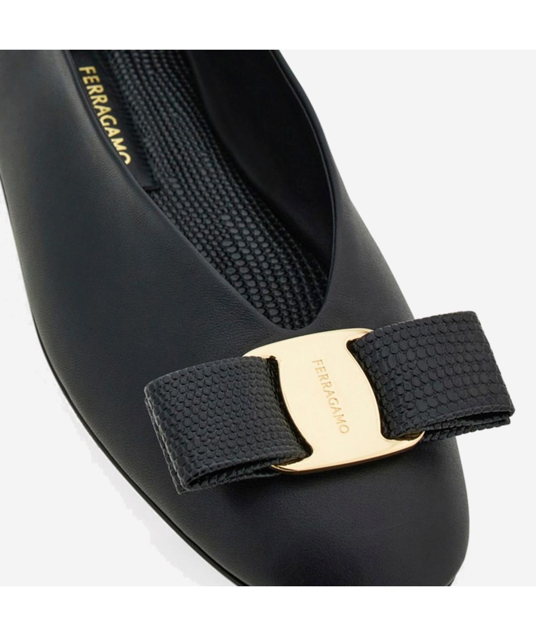 FERRAGAMO Черные кожаные балетки, фото 5