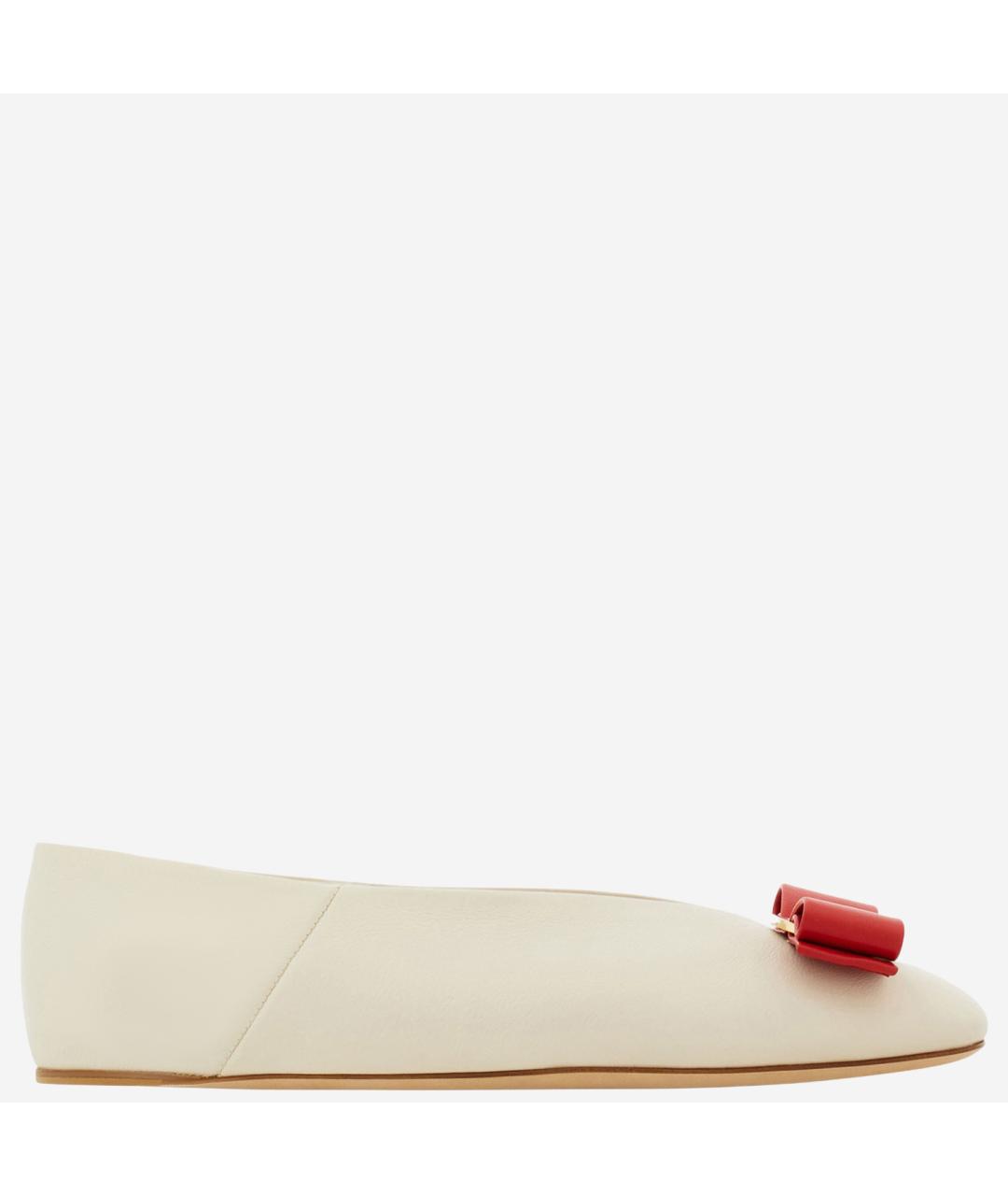FERRAGAMO Белые кожаные балетки, фото 5
