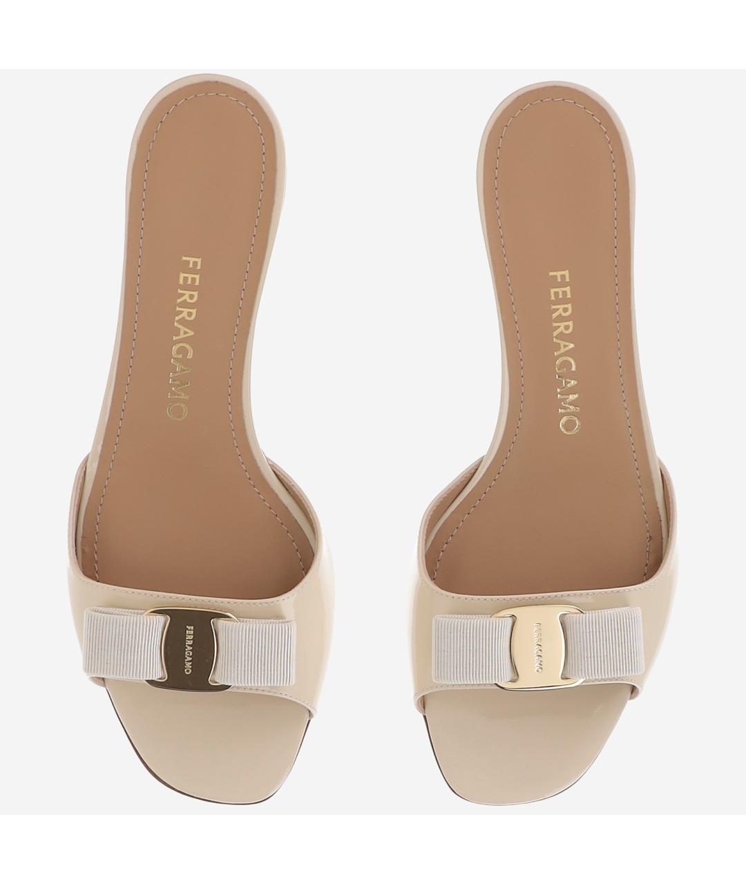 FERRAGAMO Бежевые мюли из лакированной кожи, фото 4