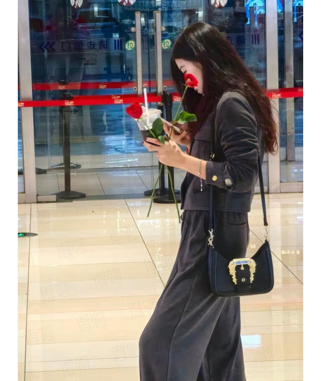 VERSACE JEANS COUTURE Черная кожаная сумка с короткими ручками, фото 8