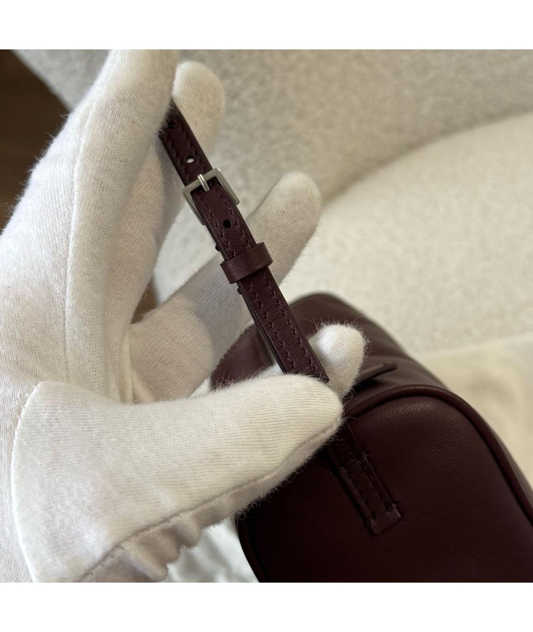 THE ROW Бордовая кожаная сумка с короткими ручками, фото 3