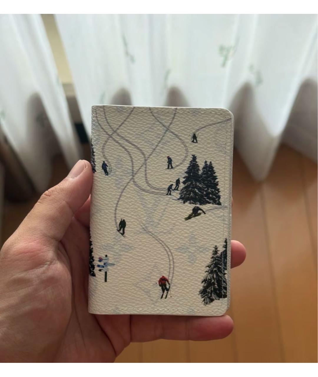 LOUIS VUITTON Белый кардхолдер, фото 2