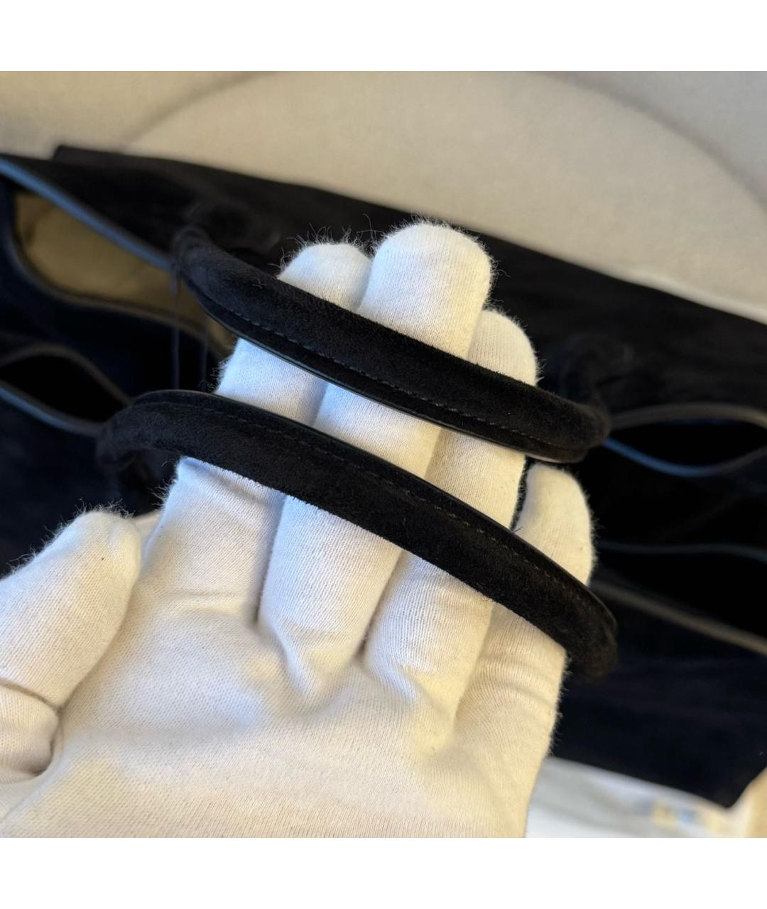 THE ROW Черная замшевая сумка с короткими ручками, фото 5