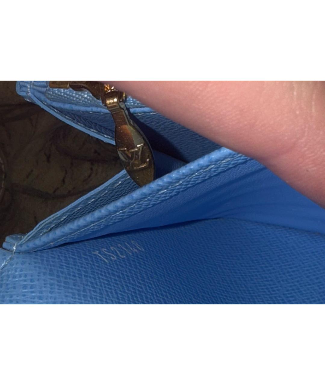 LOUIS VUITTON Белый кожаный кошелек, фото 5