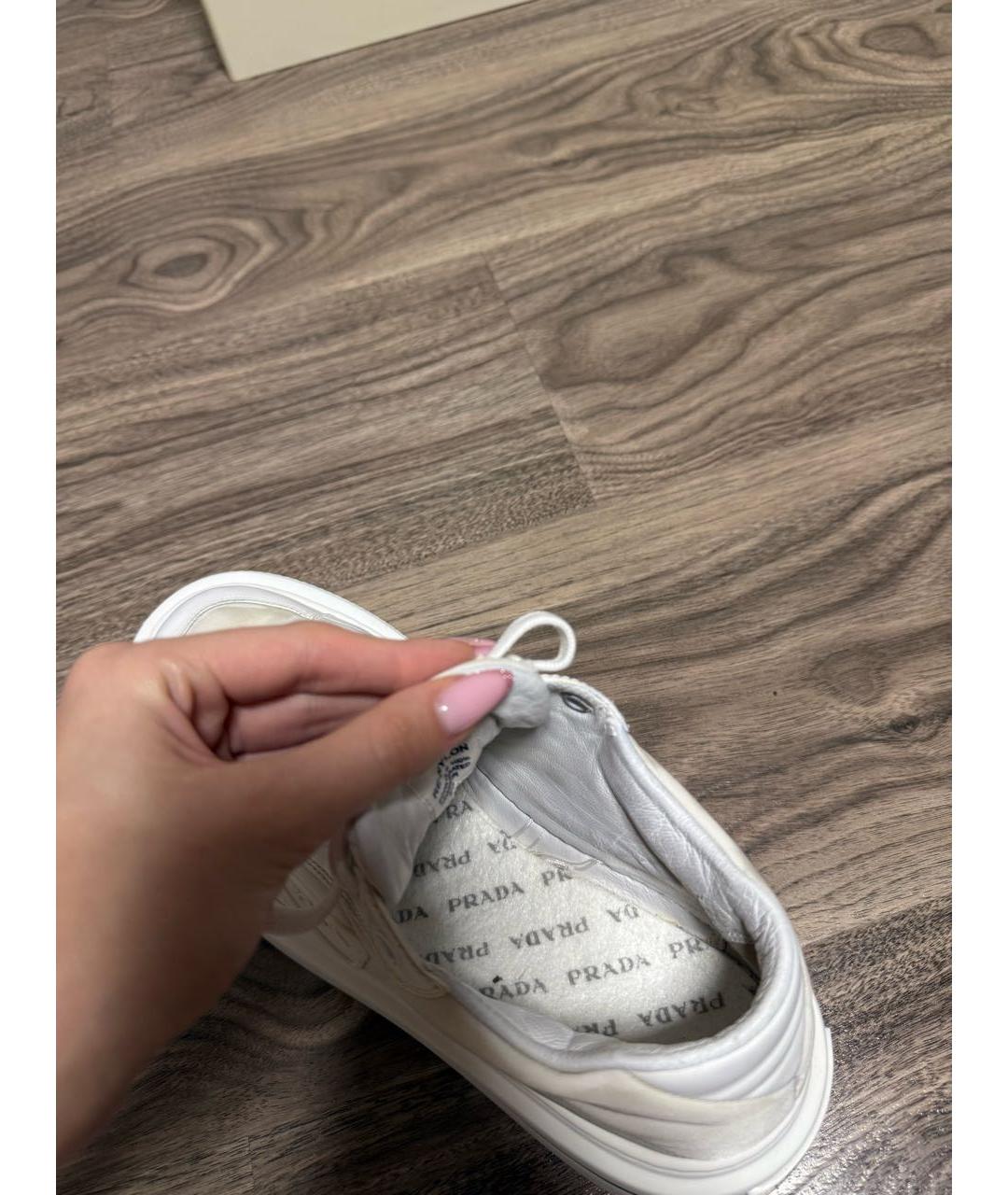 PRADA Бежевые кожаные кеды, фото 3