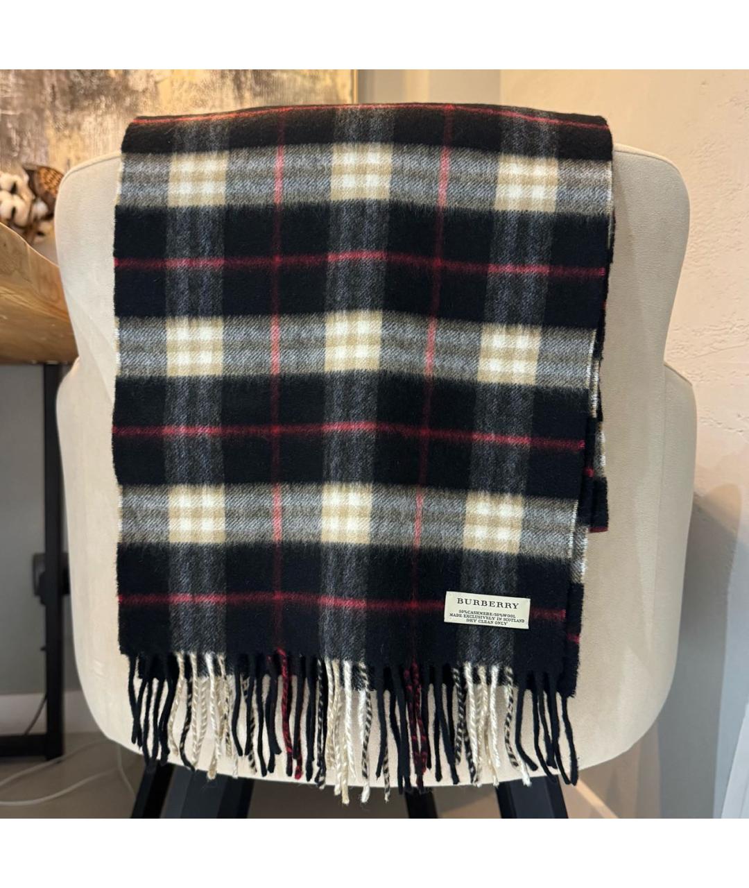 BURBERRY Черный кашемировый шарф, фото 3