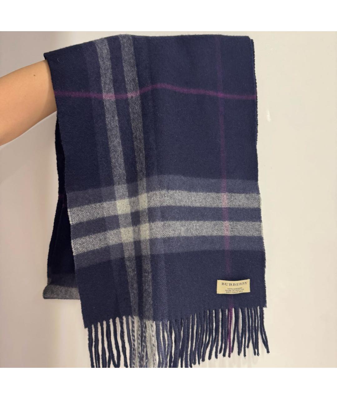 BURBERRY Темно-синий кашемировый шарф, фото 5