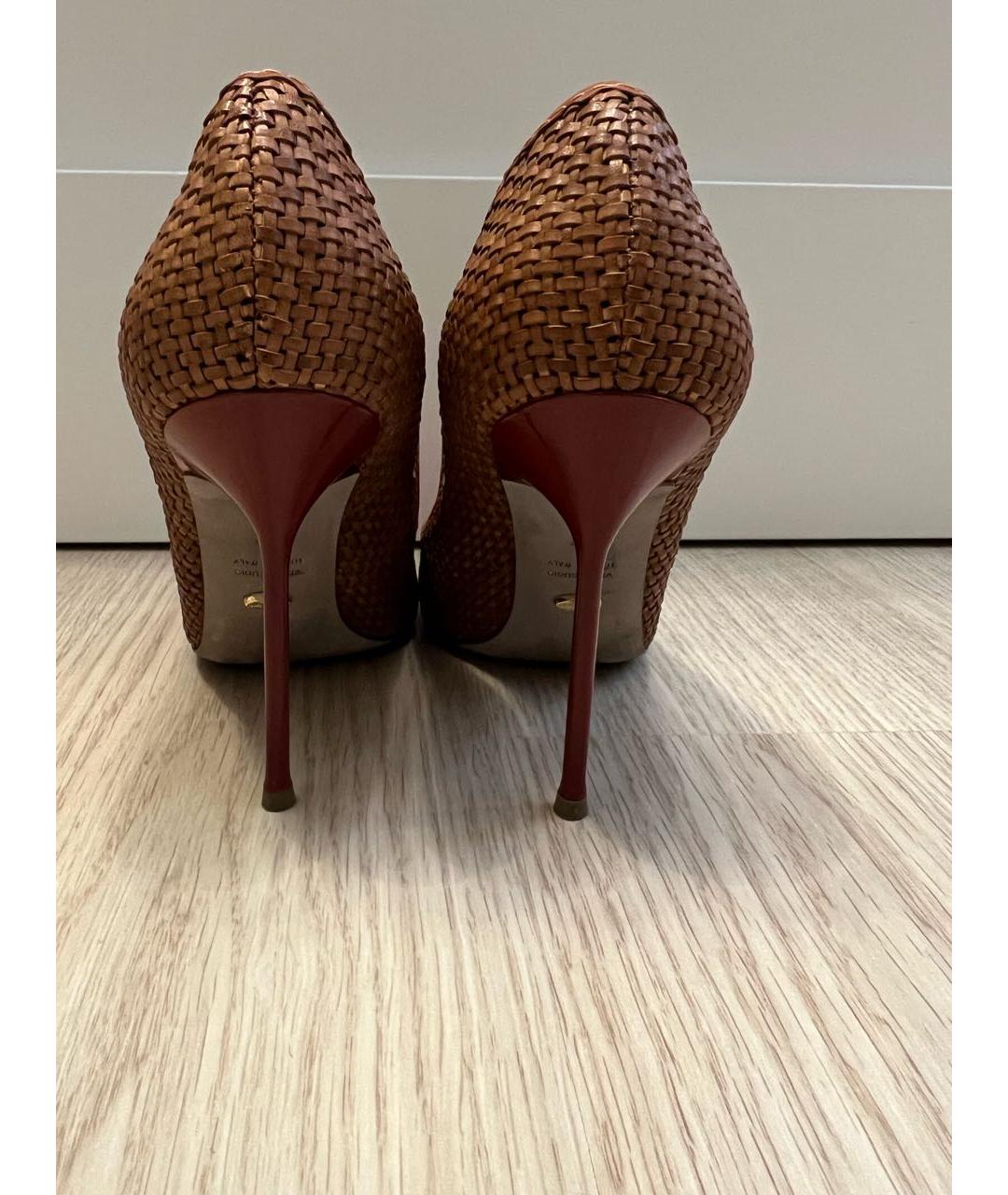 SERGIO ROSSI Оранжевое кожаные туфли, фото 4