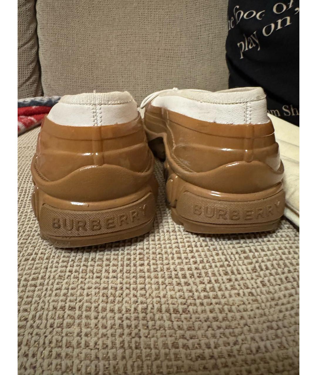 BURBERRY Белые резиновые балетки, фото 3