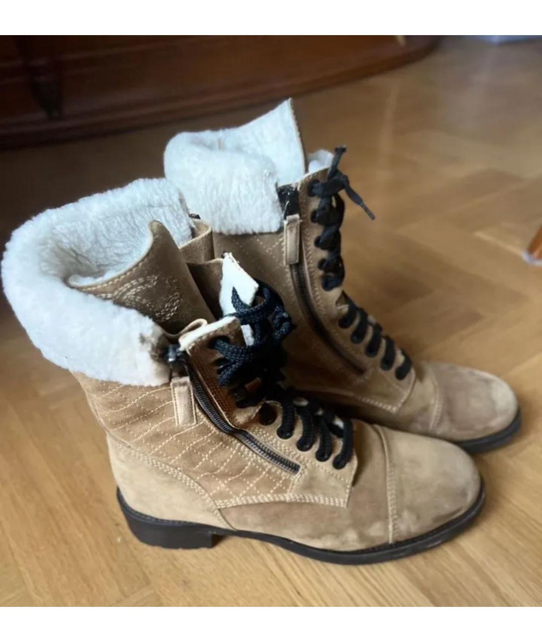 CHANEL Бежевые замшевые сапоги, фото 4