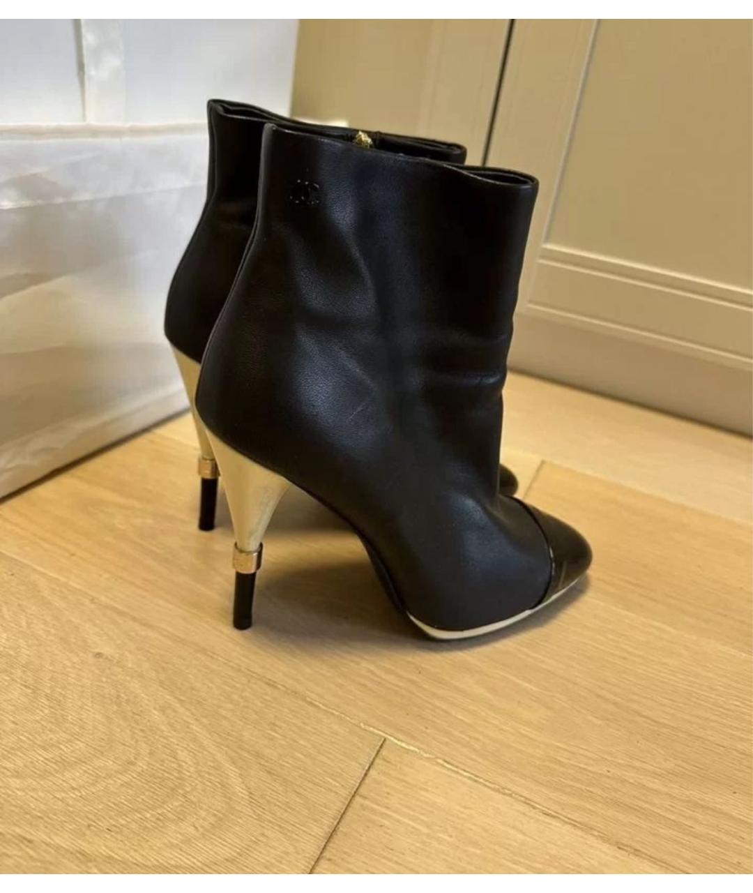 CHANEL Черные кожаные ботильоны, фото 2