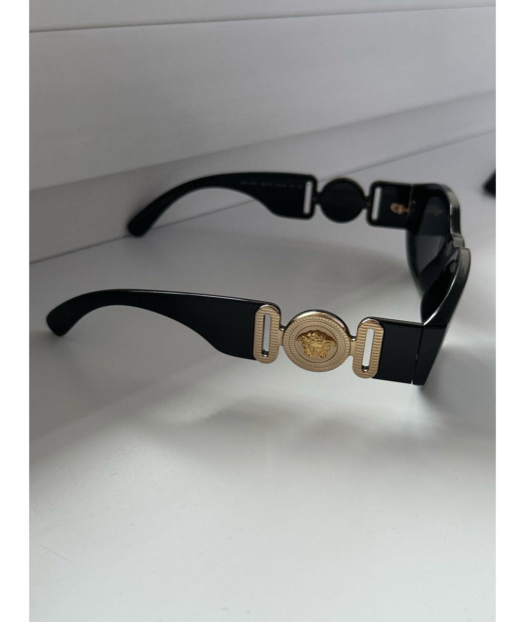 VERSACE Черные пластиковые солнцезащитные очки, фото 2