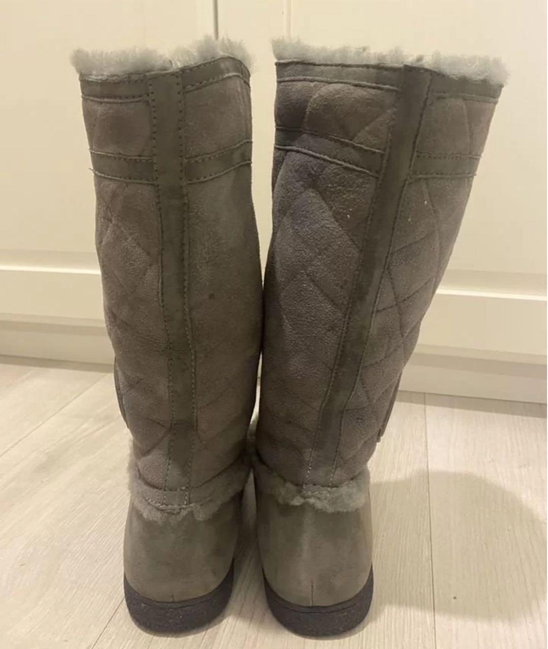 CHANEL Серые замшевые сапоги, фото 3