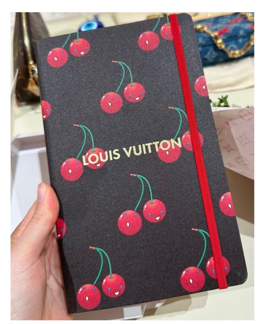 LOUIS VUITTON Книга, фото 7