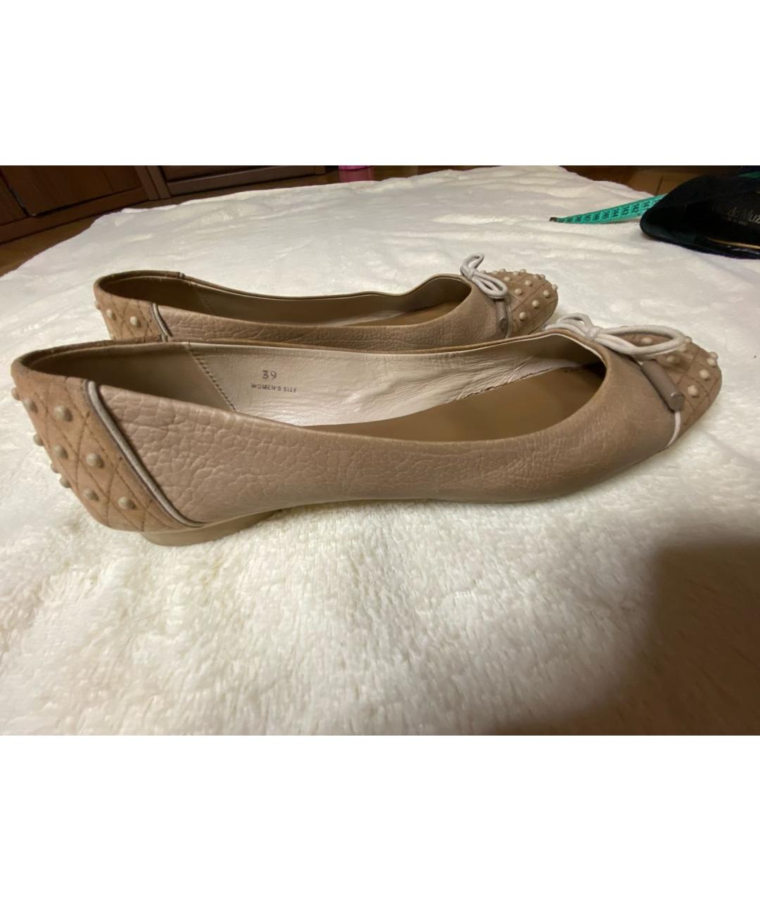 TOD'S Бежевые кожаные балетки, фото 8
