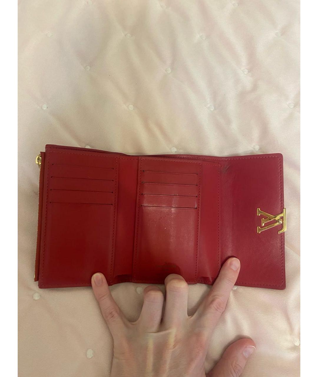 LOUIS VUITTON Красный кожаный кошелек, фото 4