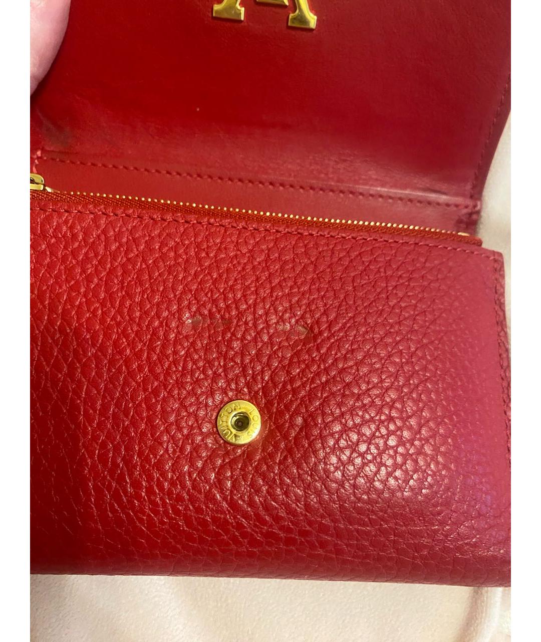 LOUIS VUITTON Красный кожаный кошелек, фото 6