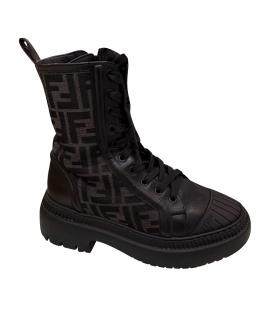 FENDI Ботинки